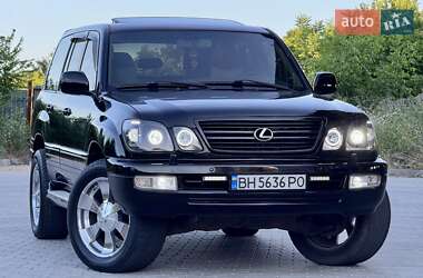 Внедорожник / Кроссовер Lexus LX 2003 в 