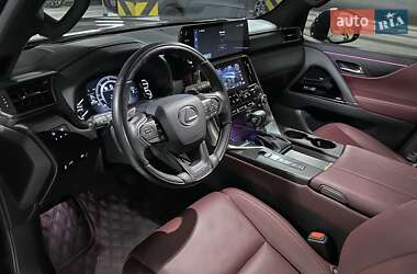 Позашляховик / Кросовер Lexus LX 2022 в 