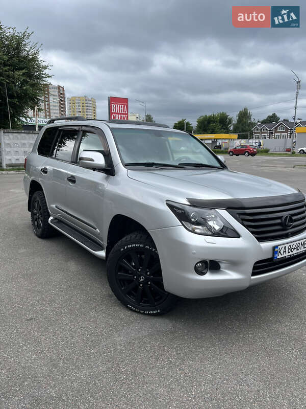 Позашляховик / Кросовер Lexus LX 2008 в Броварах