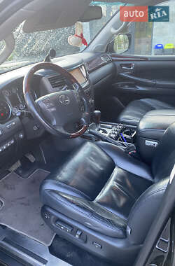 Внедорожник / Кроссовер Lexus LX 2011 в 