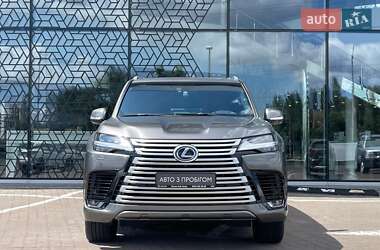 Внедорожник / Кроссовер Lexus LX 2022 в 