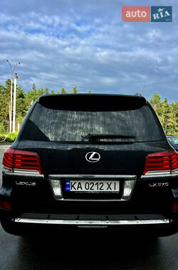 Внедорожник / Кроссовер Lexus LX 2008 в 
