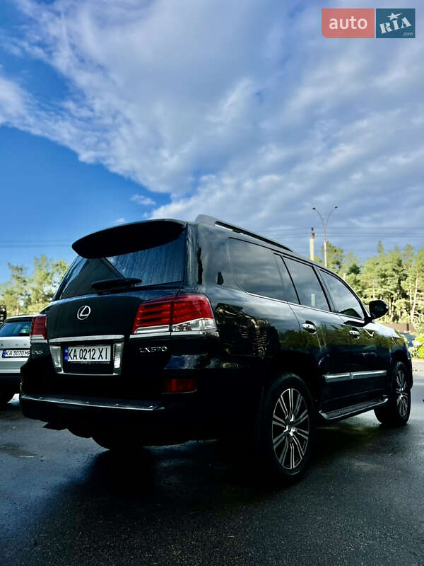 Позашляховик / Кросовер Lexus LX 2008 в Києві