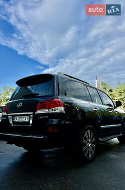 Внедорожник / Кроссовер Lexus LX 2008 в 