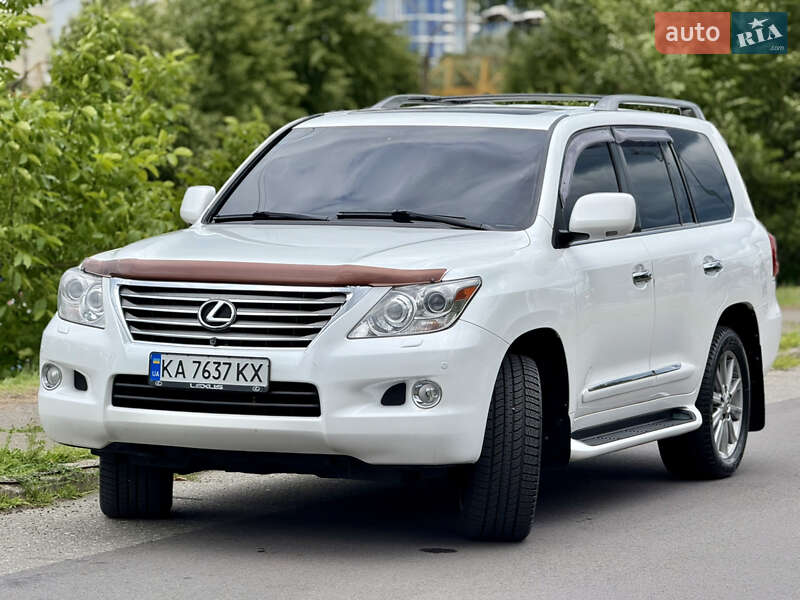 Внедорожник / Кроссовер Lexus LX 2011 в Киеве