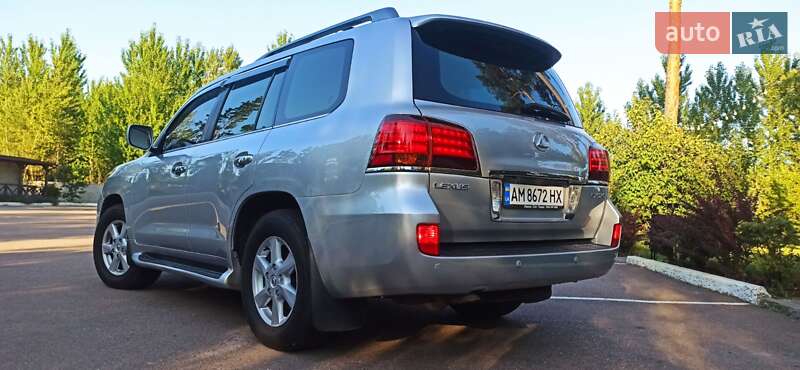 Внедорожник / Кроссовер Lexus LX 2008 в Житомире