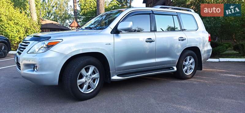 Внедорожник / Кроссовер Lexus LX 2008 в Житомире