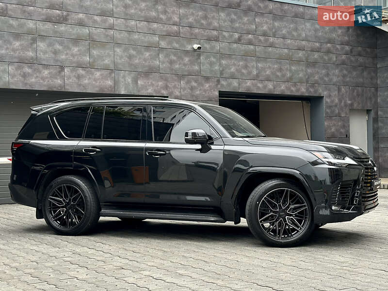 Внедорожник / Кроссовер Lexus LX 2022 в Киеве