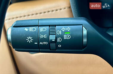 Внедорожник / Кроссовер Lexus LX 2022 в 