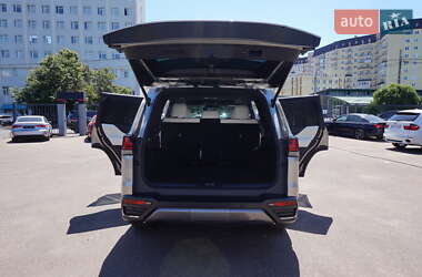 Внедорожник / Кроссовер Lexus LX 2022 в 
