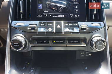 Внедорожник / Кроссовер Lexus LX 2022 в 