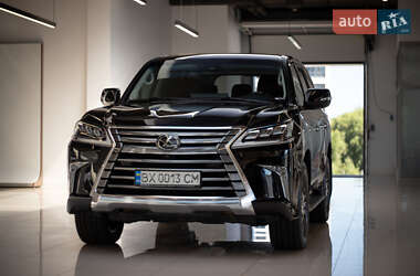 Внедорожник / Кроссовер Lexus LX 2017 в Хмельницком