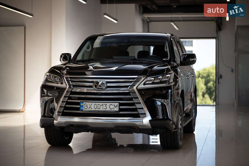 Lexus LX 2017