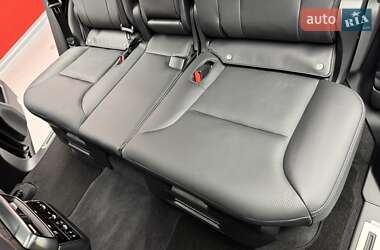 Позашляховик / Кросовер Lexus LX 2025 в 