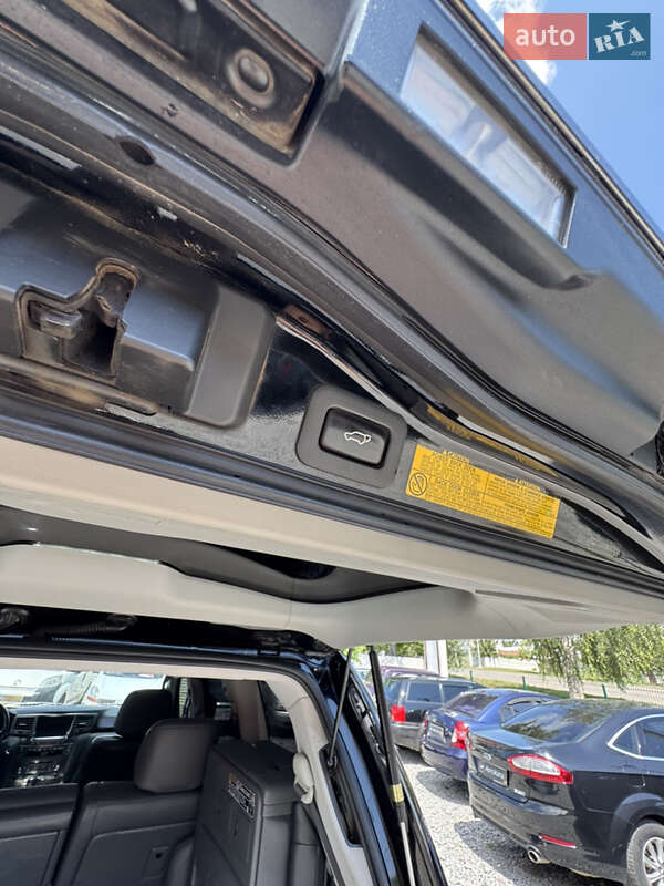 Внедорожник / Кроссовер Lexus LX 2008 в Дергачах