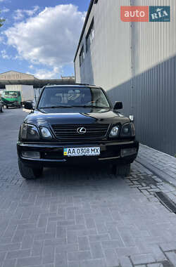 Внедорожник / Кроссовер Lexus LX 2001 в 