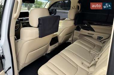 Позашляховик / Кросовер Lexus LX 2017 в 