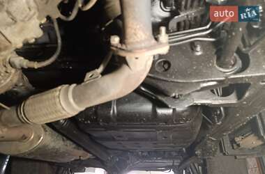 Внедорожник / Кроссовер Lexus LX 2005 в 