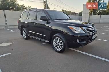 Внедорожник / Кроссовер Lexus LX 2008 в 