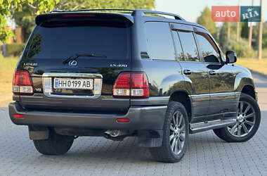 Внедорожник / Кроссовер Lexus LX 2005 в 