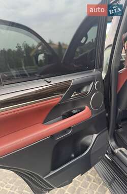 Позашляховик / Кросовер Lexus LX 2019 в 