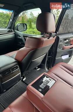 Позашляховик / Кросовер Lexus LX 2019 в 