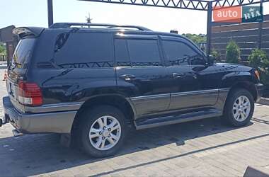 Позашляховик / Кросовер Lexus LX 2005 в 