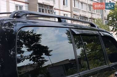 Внедорожник / Кроссовер Lexus LX 2000 в 