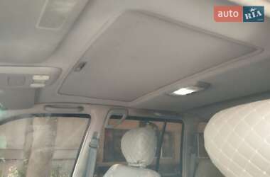 Внедорожник / Кроссовер Lexus LX 2000 в 