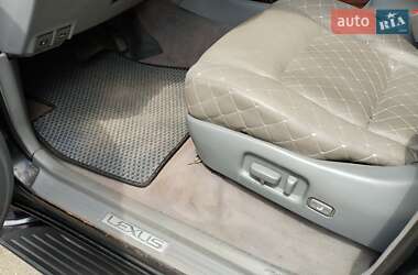 Внедорожник / Кроссовер Lexus LX 2000 в 
