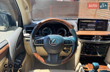 Позашляховик / Кросовер Lexus LX 2017 в 
