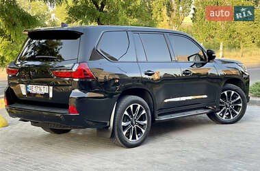 Внедорожник / Кроссовер Lexus LX 2017 в 