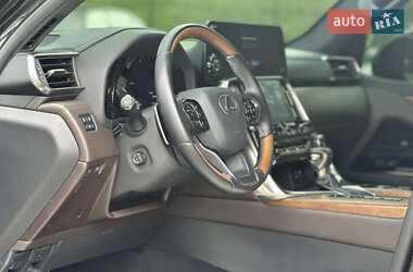 Позашляховик / Кросовер Lexus LX 2022 в 