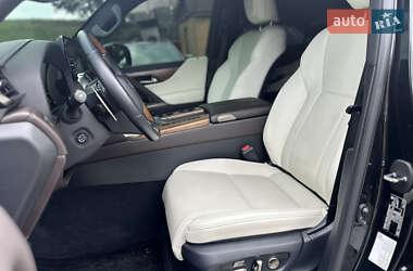 Позашляховик / Кросовер Lexus LX 2022 в 