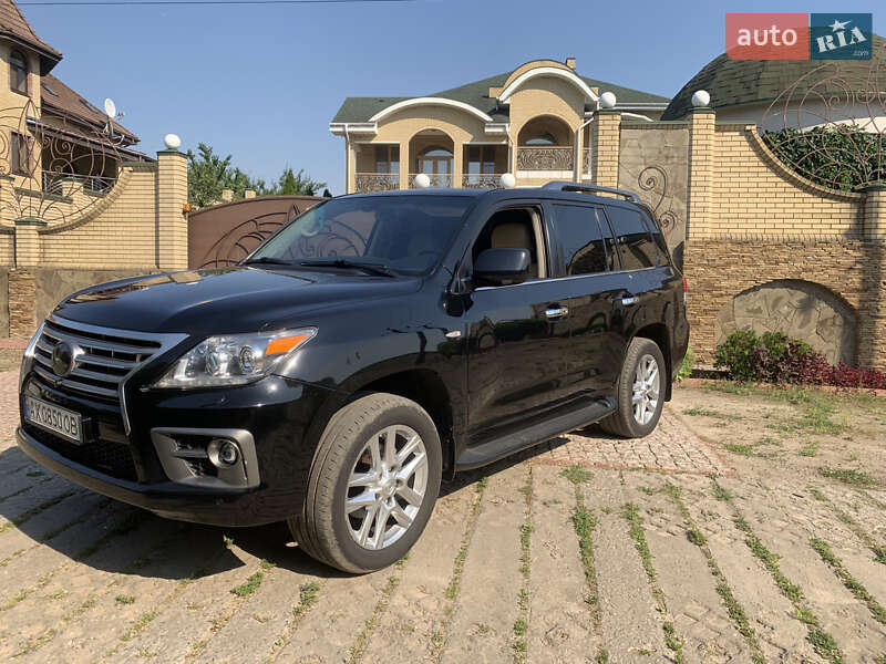 Позашляховик / Кросовер Lexus LX 2008 в Харкові