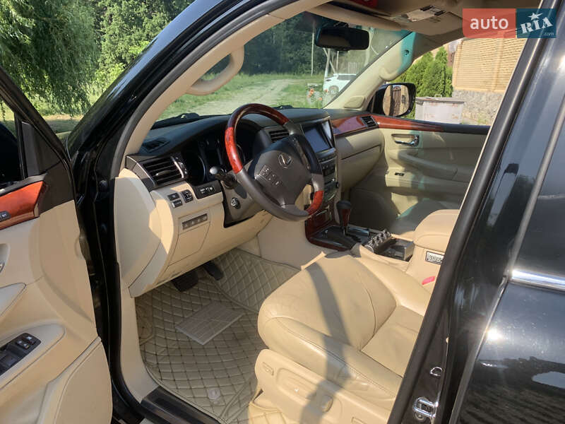 Позашляховик / Кросовер Lexus LX 2008 в Харкові