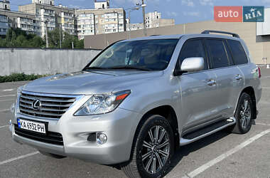 Позашляховик / Кросовер Lexus LX 2010 в 