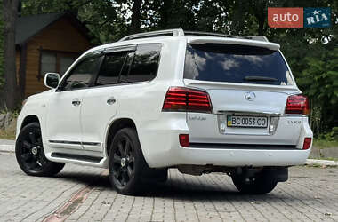 Позашляховик / Кросовер Lexus LX 2011 в 