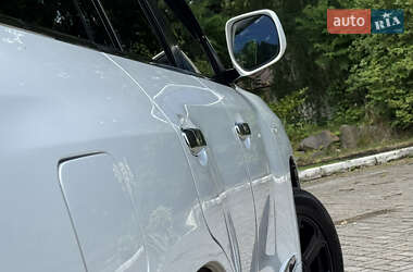Позашляховик / Кросовер Lexus LX 2011 в 