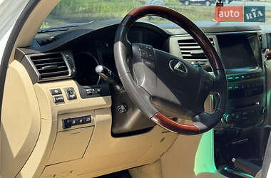 Позашляховик / Кросовер Lexus LX 2011 в 