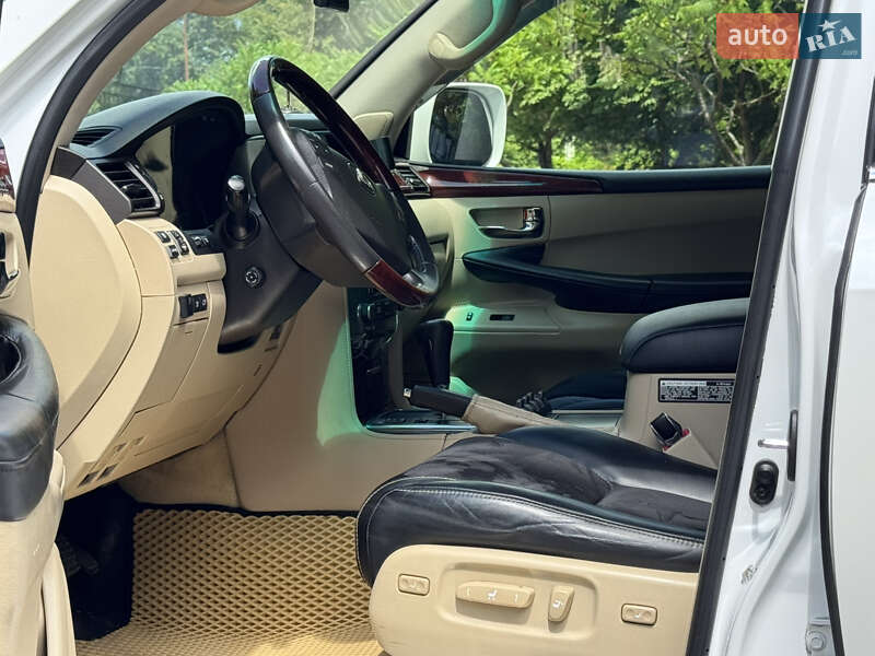 Позашляховик / Кросовер Lexus LX 2011 в Дрогобичі фото 78 Позашляховик / Кросовер Lexus LX 2011 в Дрогобичі