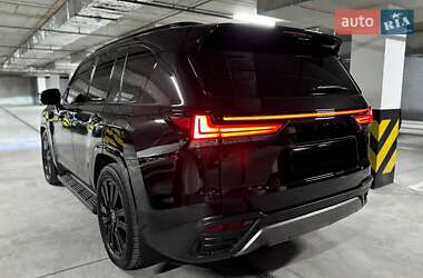 Позашляховик / Кросовер Lexus LX 2023 в 