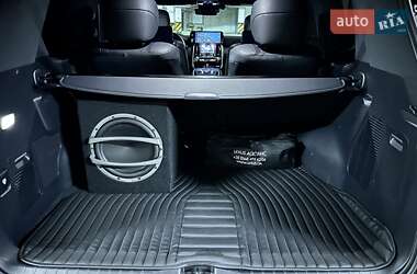 Позашляховик / Кросовер Lexus LX 2023 в 