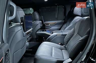 Позашляховик / Кросовер Lexus LX 2023 в 