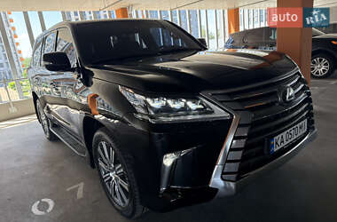 Внедорожник / Кроссовер Lexus LX 2016 в 