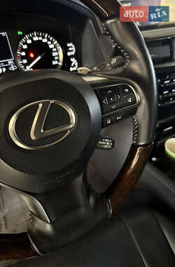 Внедорожник / Кроссовер Lexus LX 2016 в 