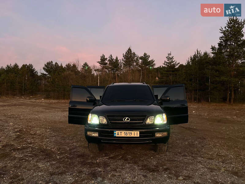 Внедорожник / Кроссовер Lexus LX 2003 в Ивано-Франковске