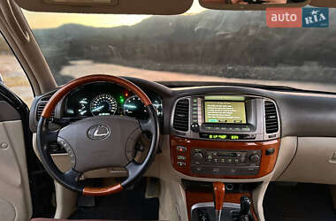 Позашляховик / Кросовер Lexus LX 2003 в 