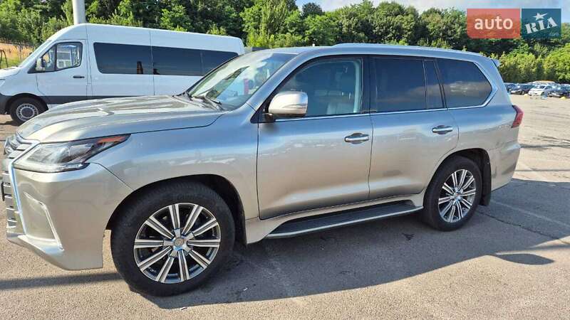 Внедорожник / Кроссовер Lexus LX 2016 в Львове