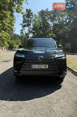 Позашляховик / Кросовер Lexus LX 2022 в 